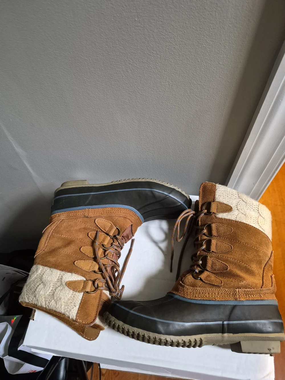 Khombu Brown Waterproof Duck Boots - Lace-Up Winter Boots Womens Cozy Waterproof